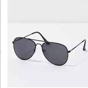 American eagle black aviator sunglasses